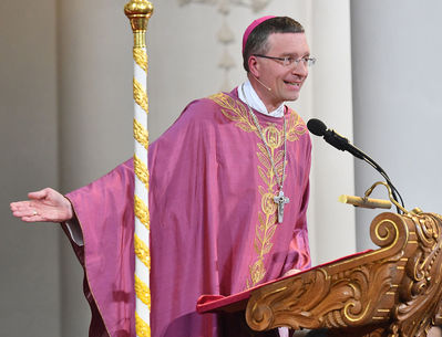 Bischof Dr. Michael Gerber feierlich in sein Amt als Bischof von Fulda eingeführt